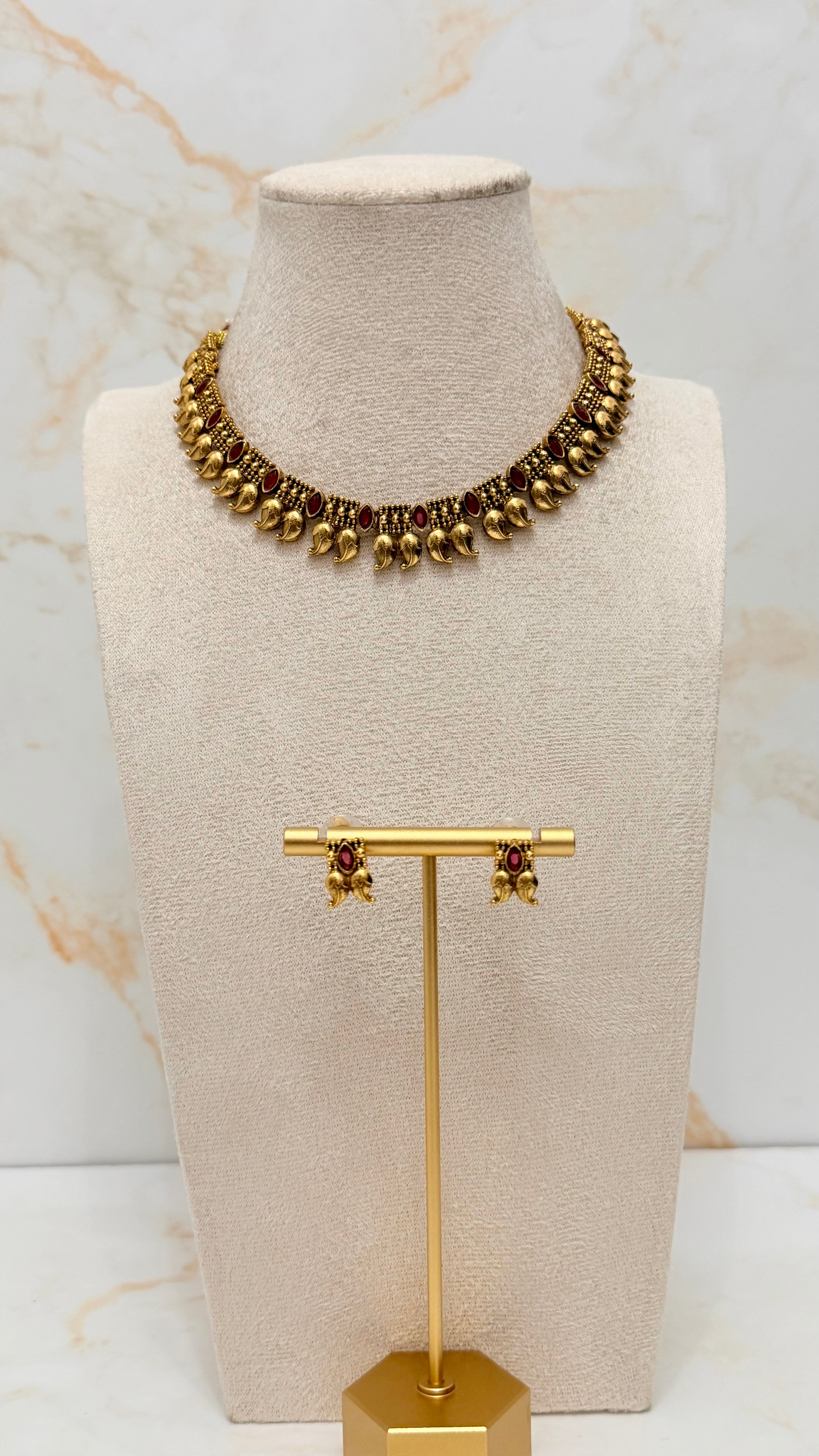 Mango Necklace Set
