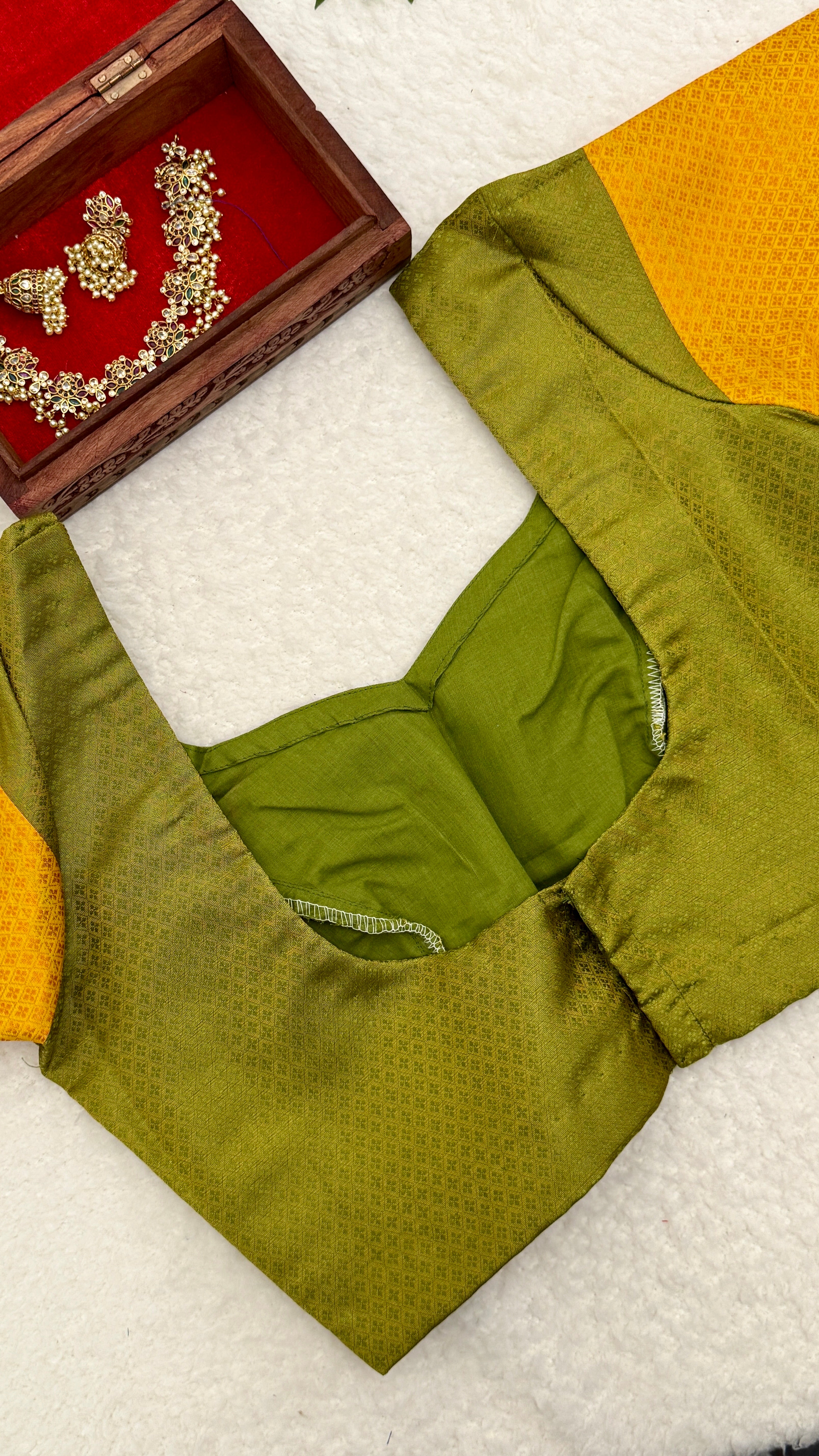 Green Kora Muslin Saree With Stitched Blouse