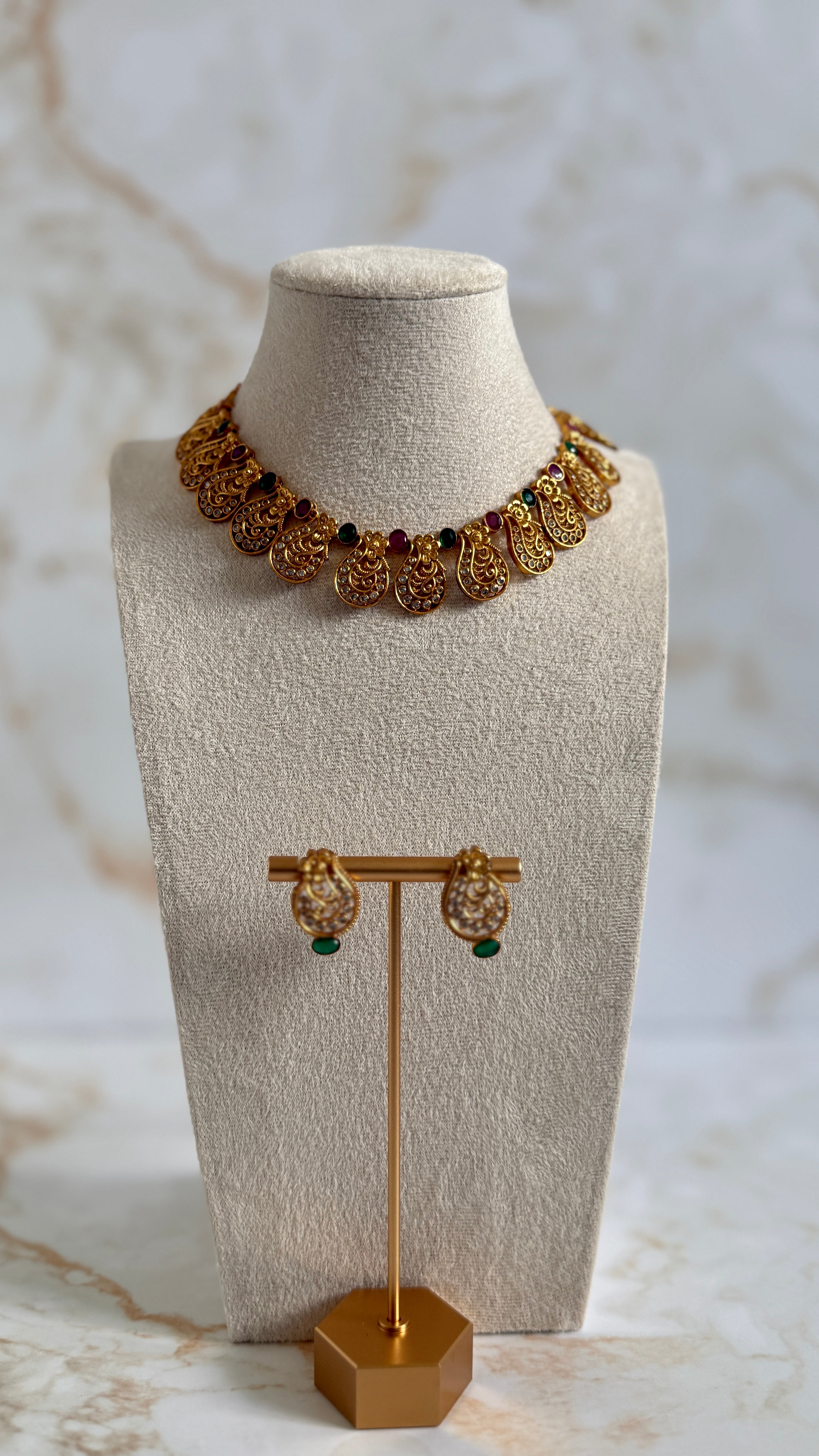 Premium Swan Necklace Set