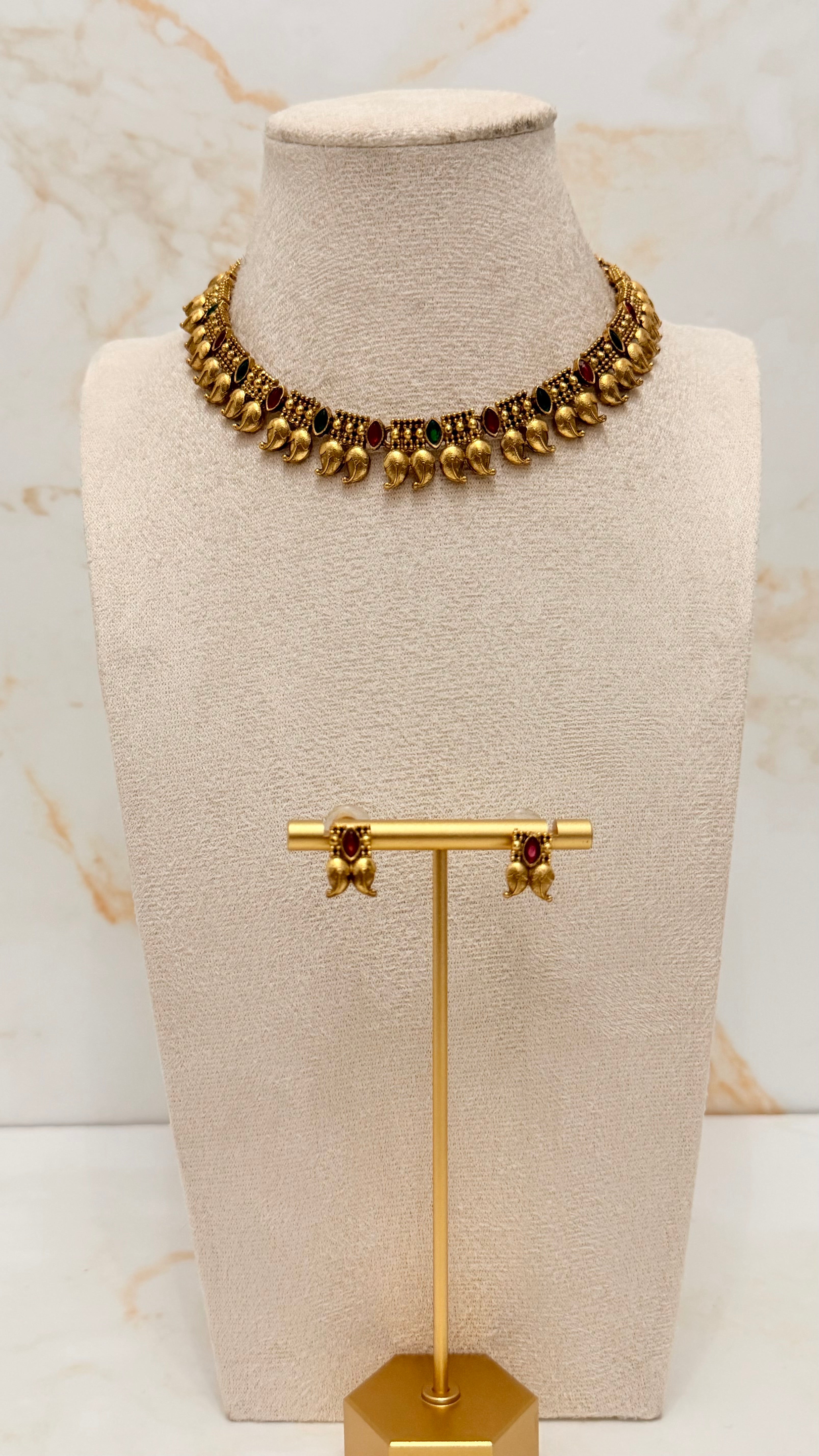 Mango Necklace Set