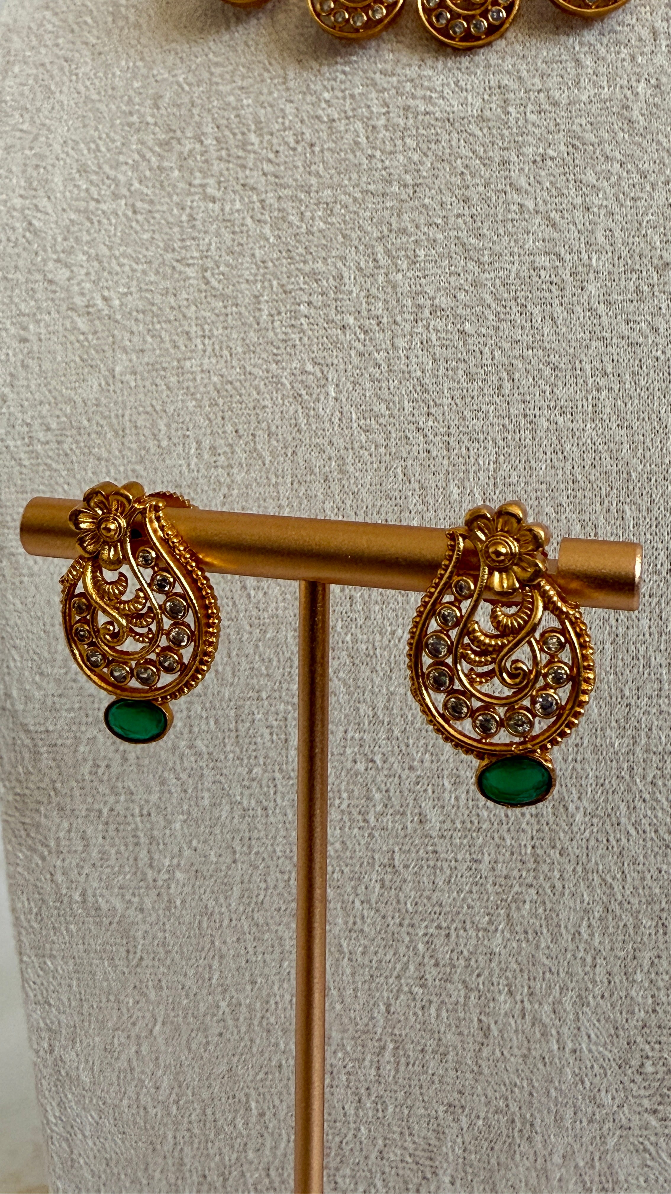 Premium Swan Necklace Set