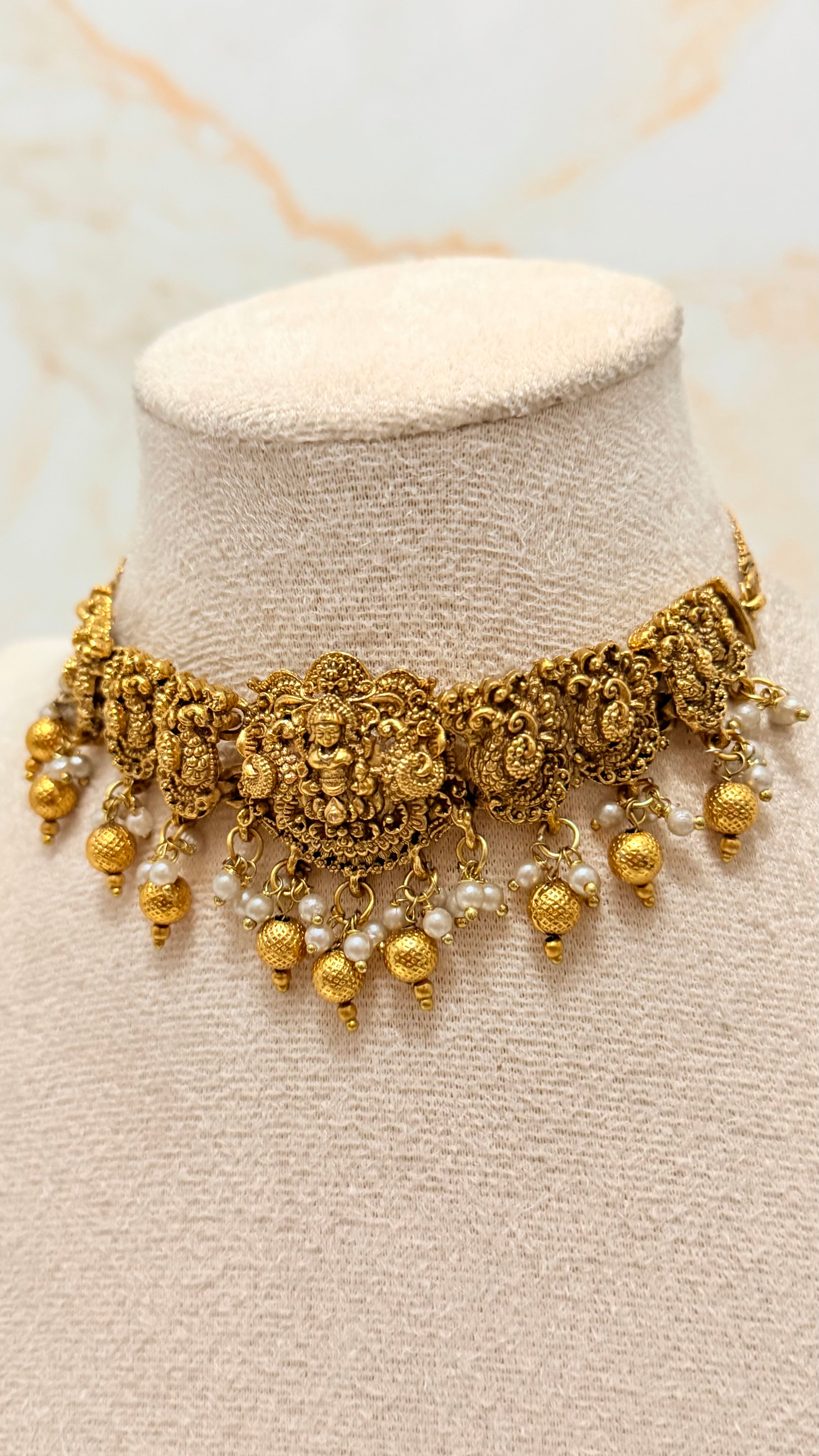 Antique Choker Set