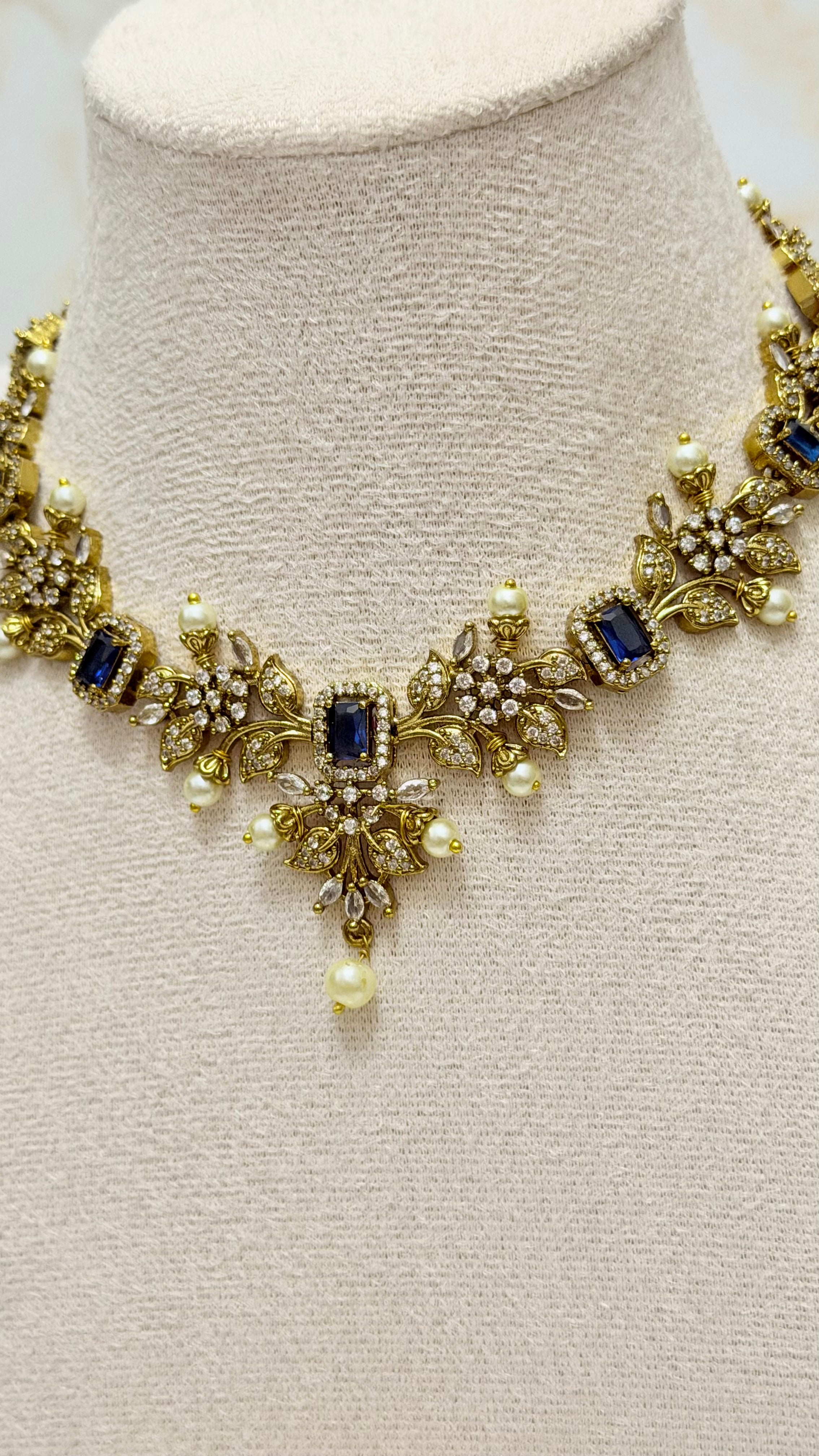 Floral Premium Necklace Set