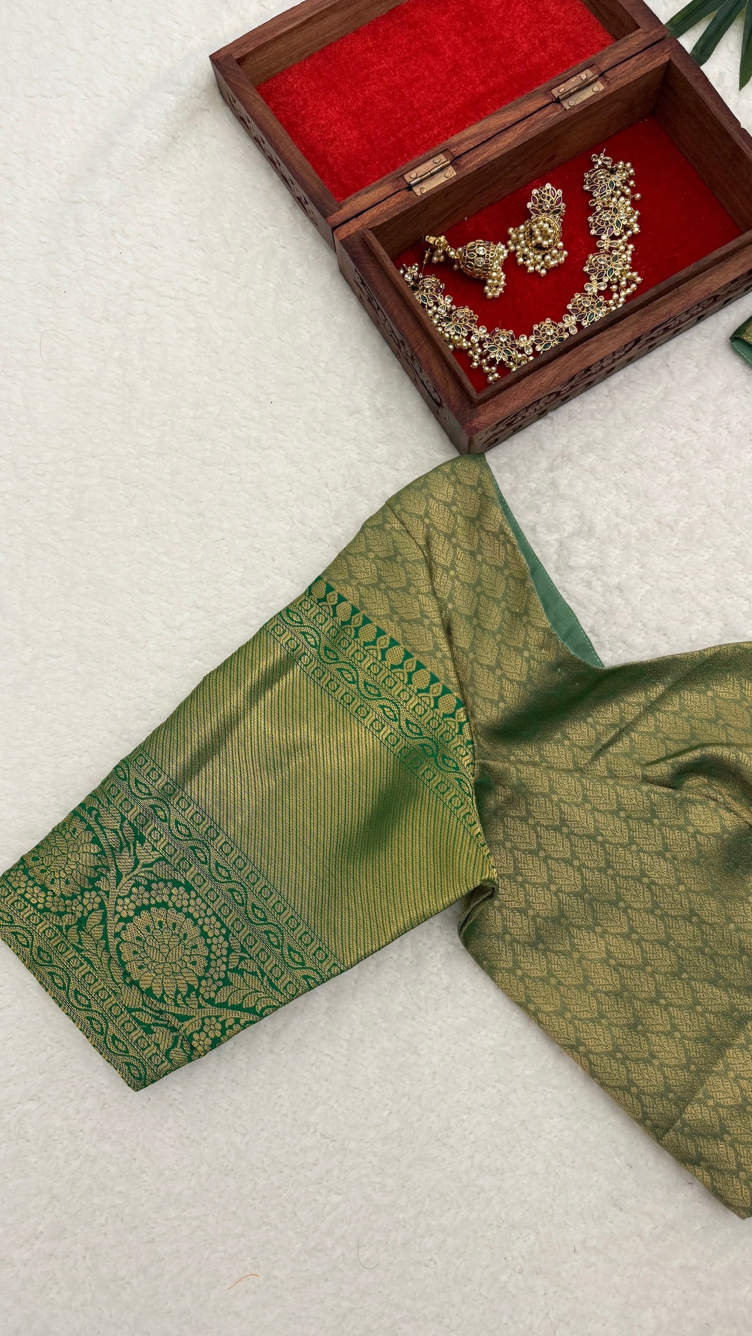 Tissue Saree With Stitched Blouse