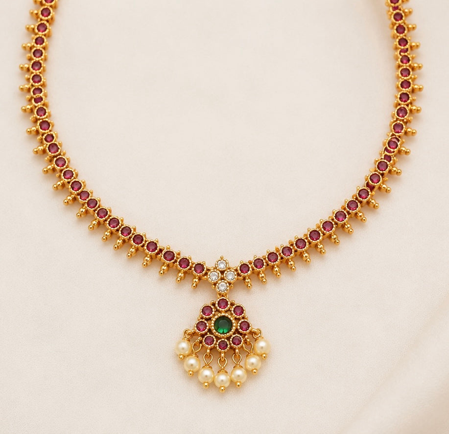 Kemp Necklace Set