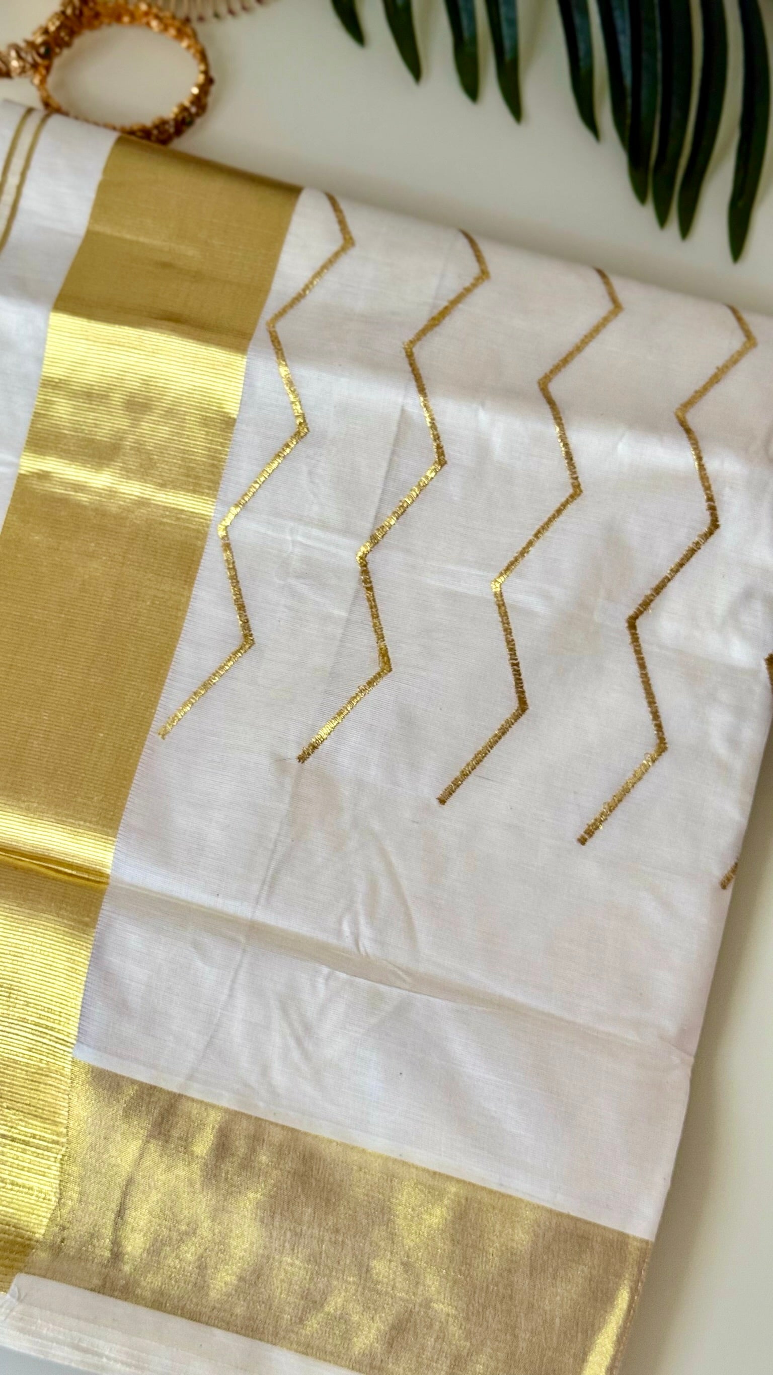 Zigzag Kerala Saree