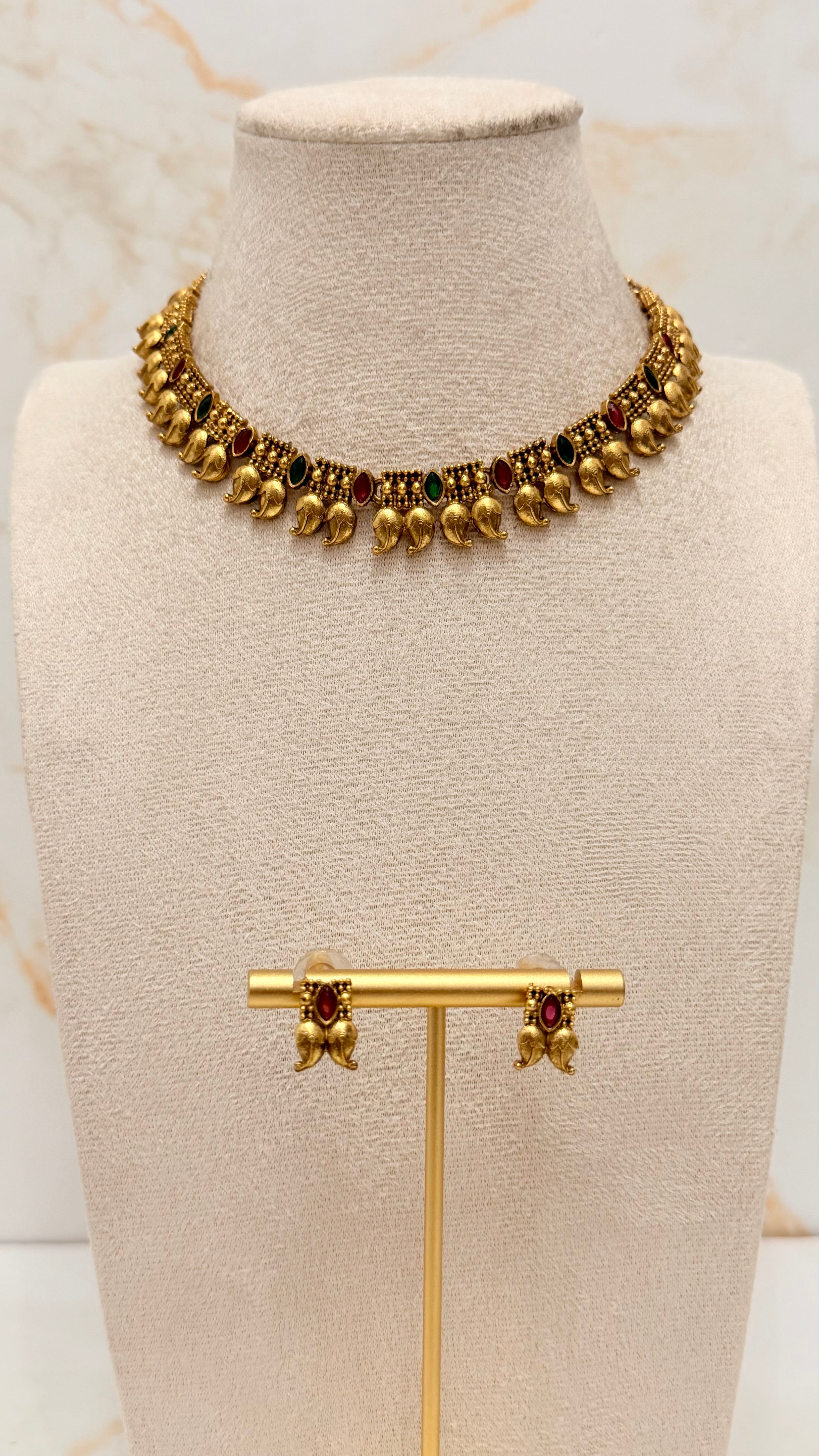 Mango Necklace Set