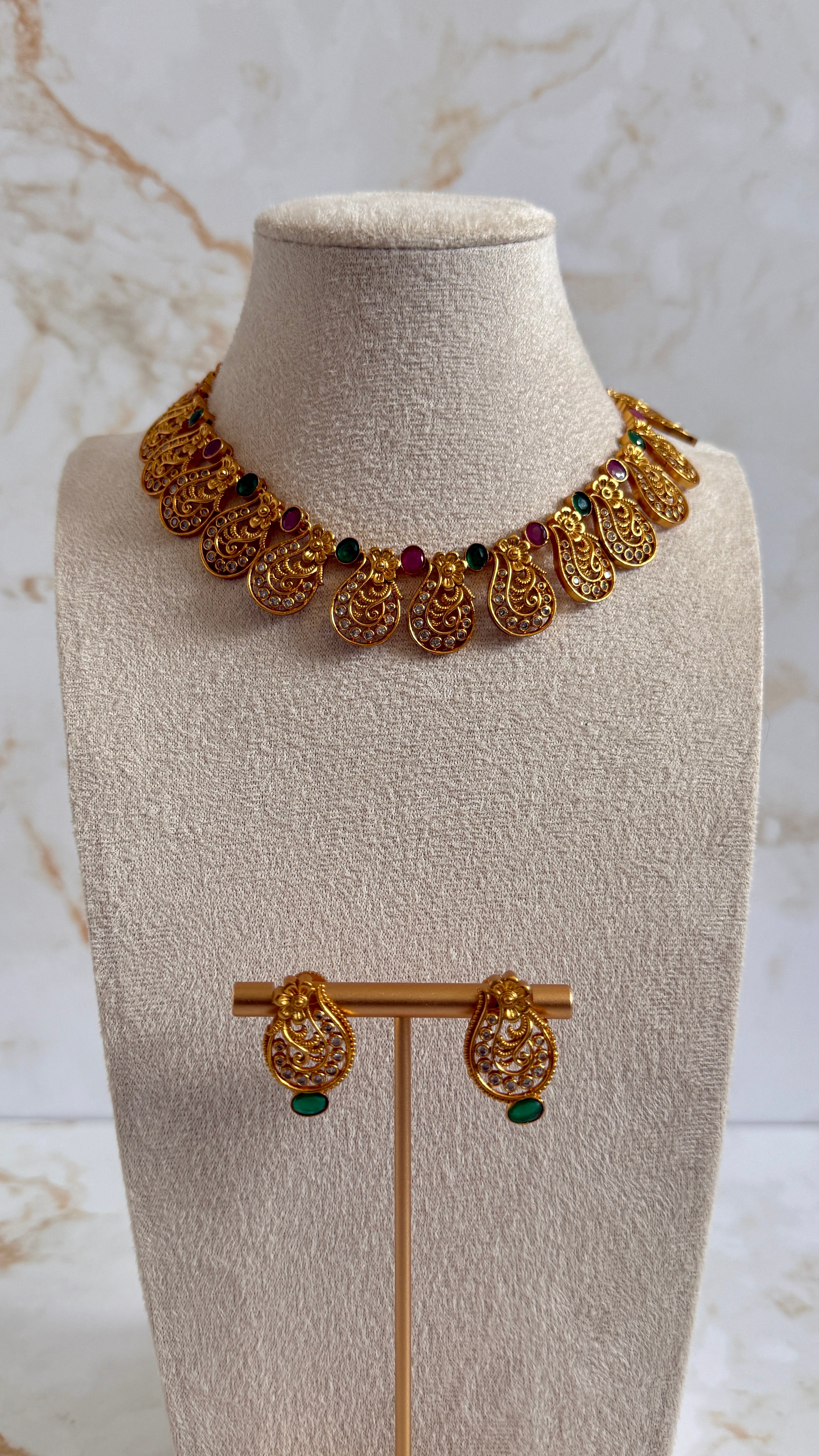 Premium Swan Necklace Set