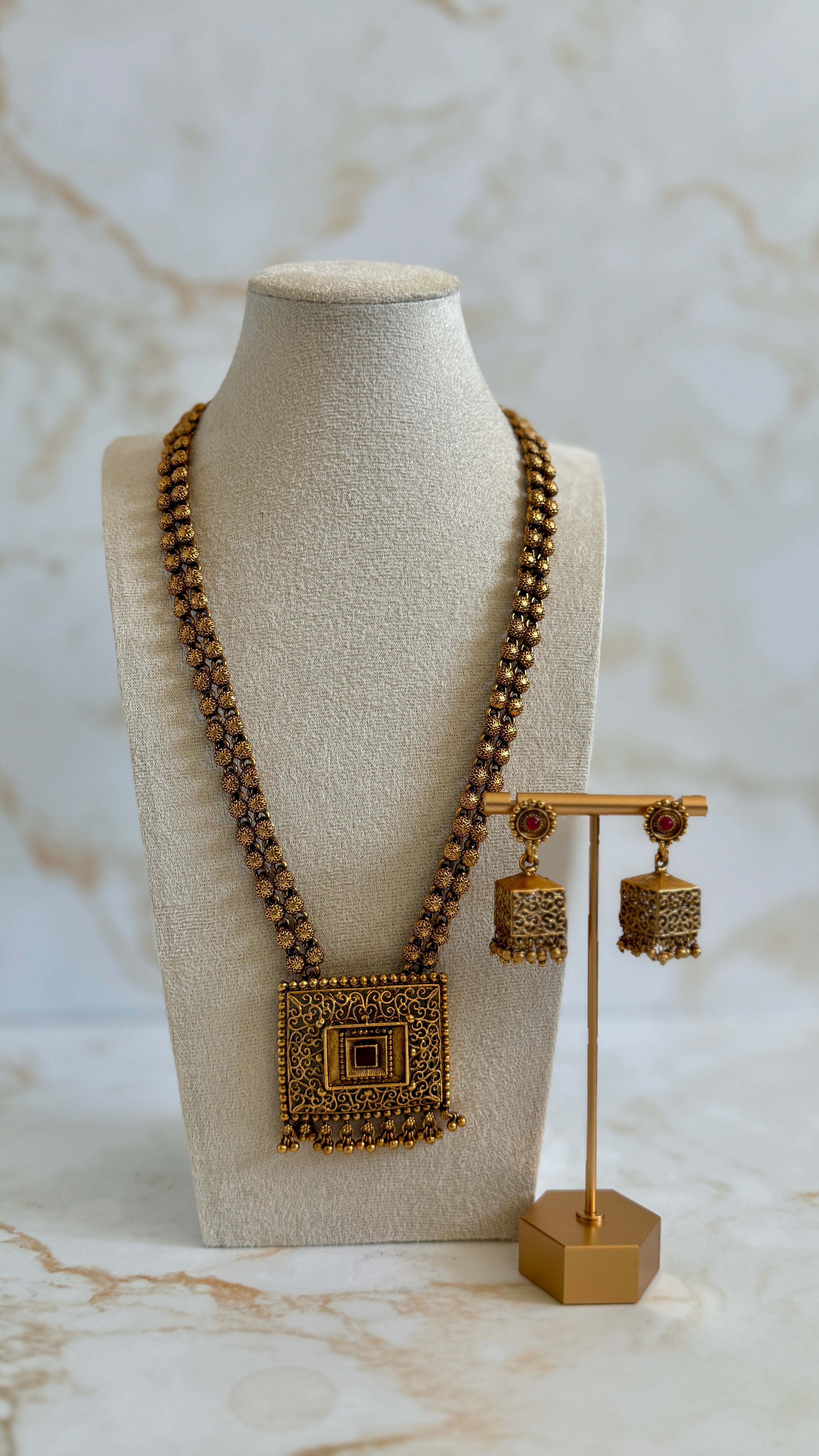 Long Necklace Set