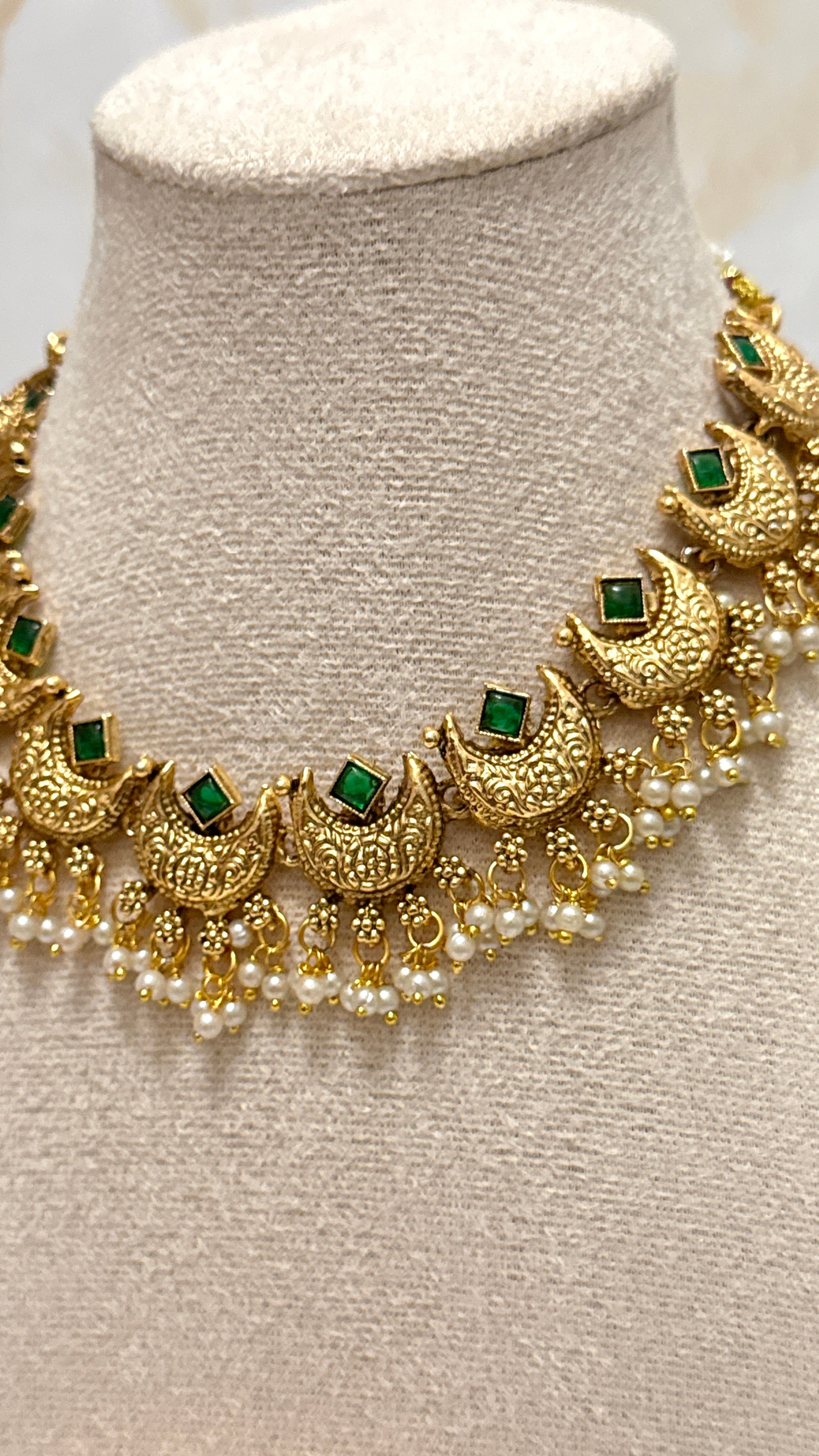 Moon Necklace Set