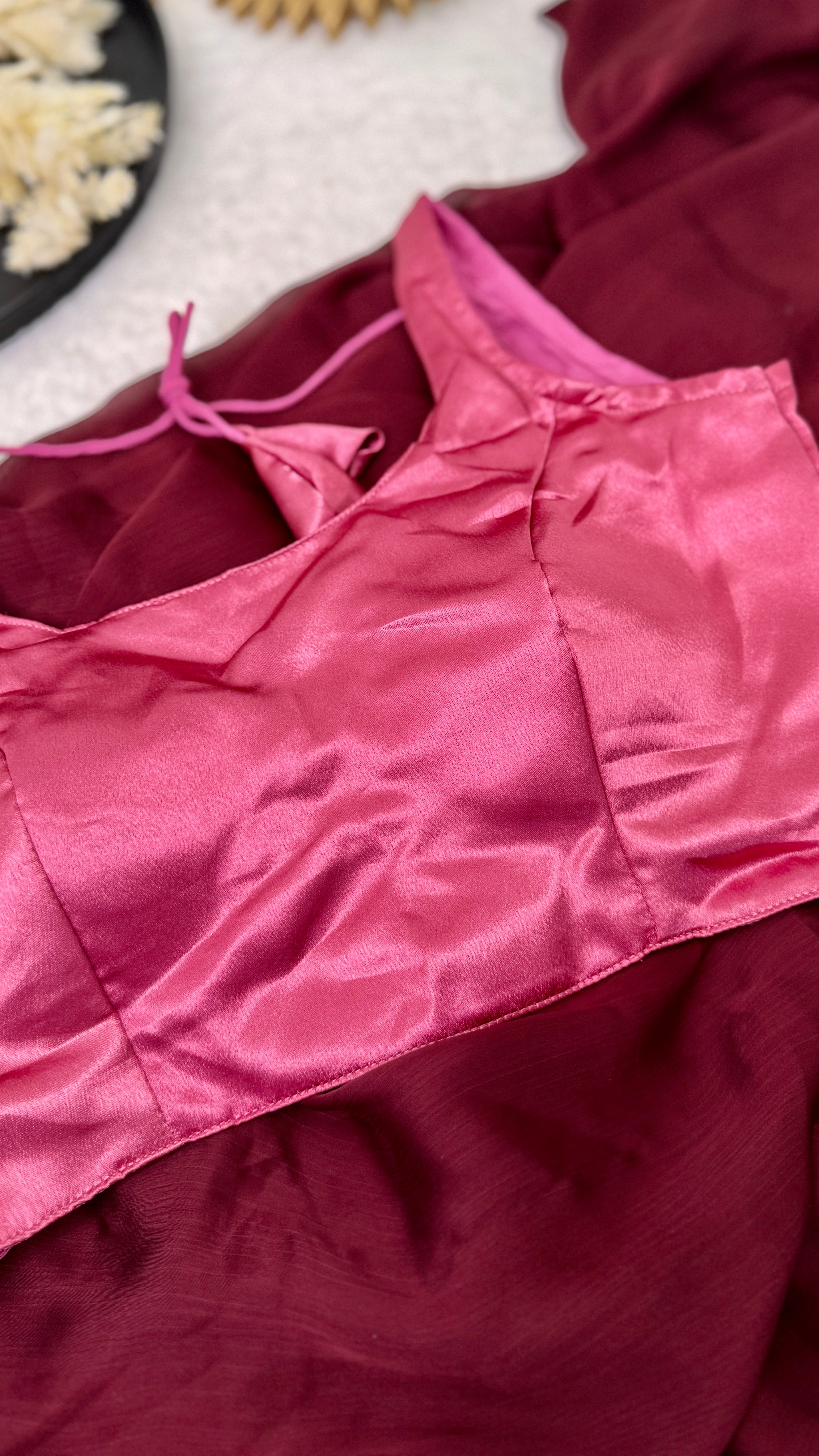 Sleevless Blouse