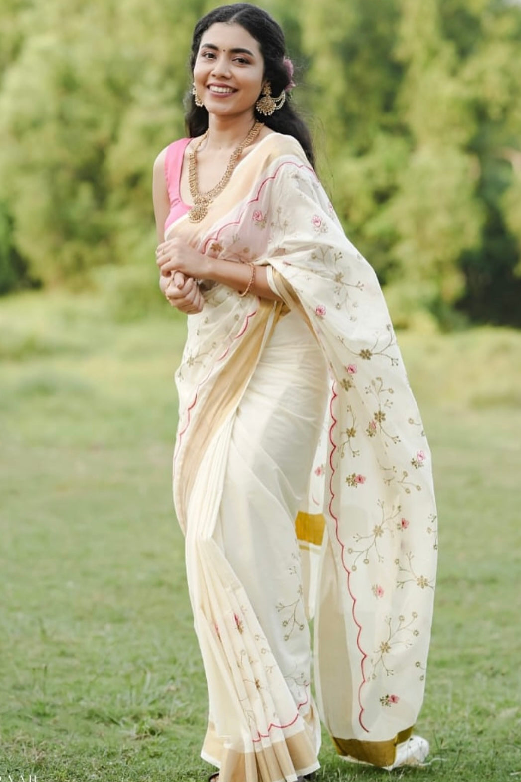 Kerala Floral Embroidery Saree